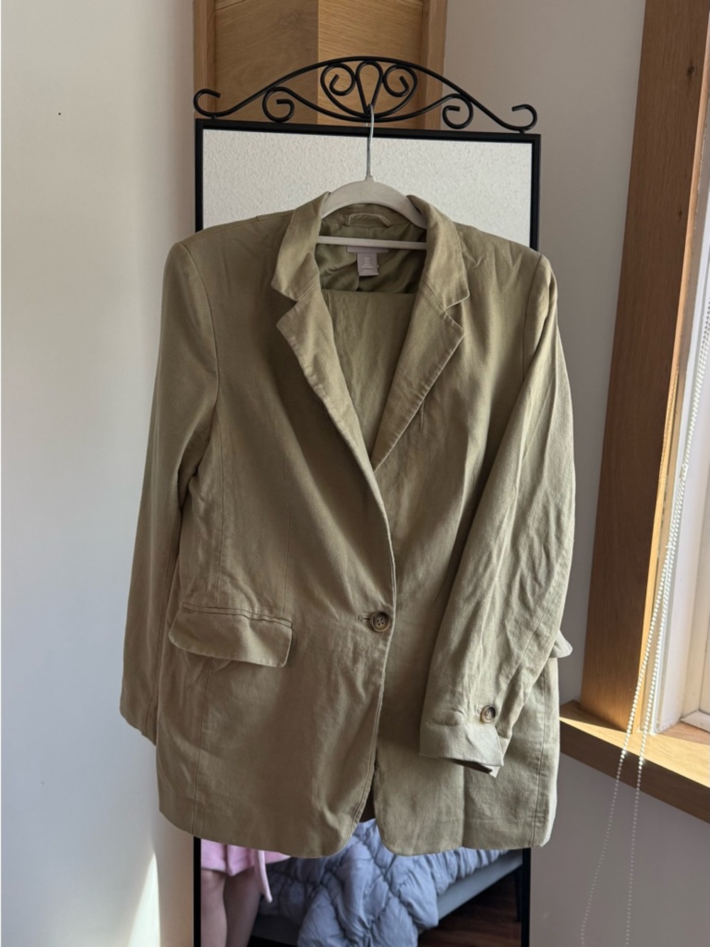 H&M Olive Green Women’s Single-Button Blazer